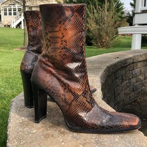 Sexy Vintage made in Spain Charles David 8.5 Boot
